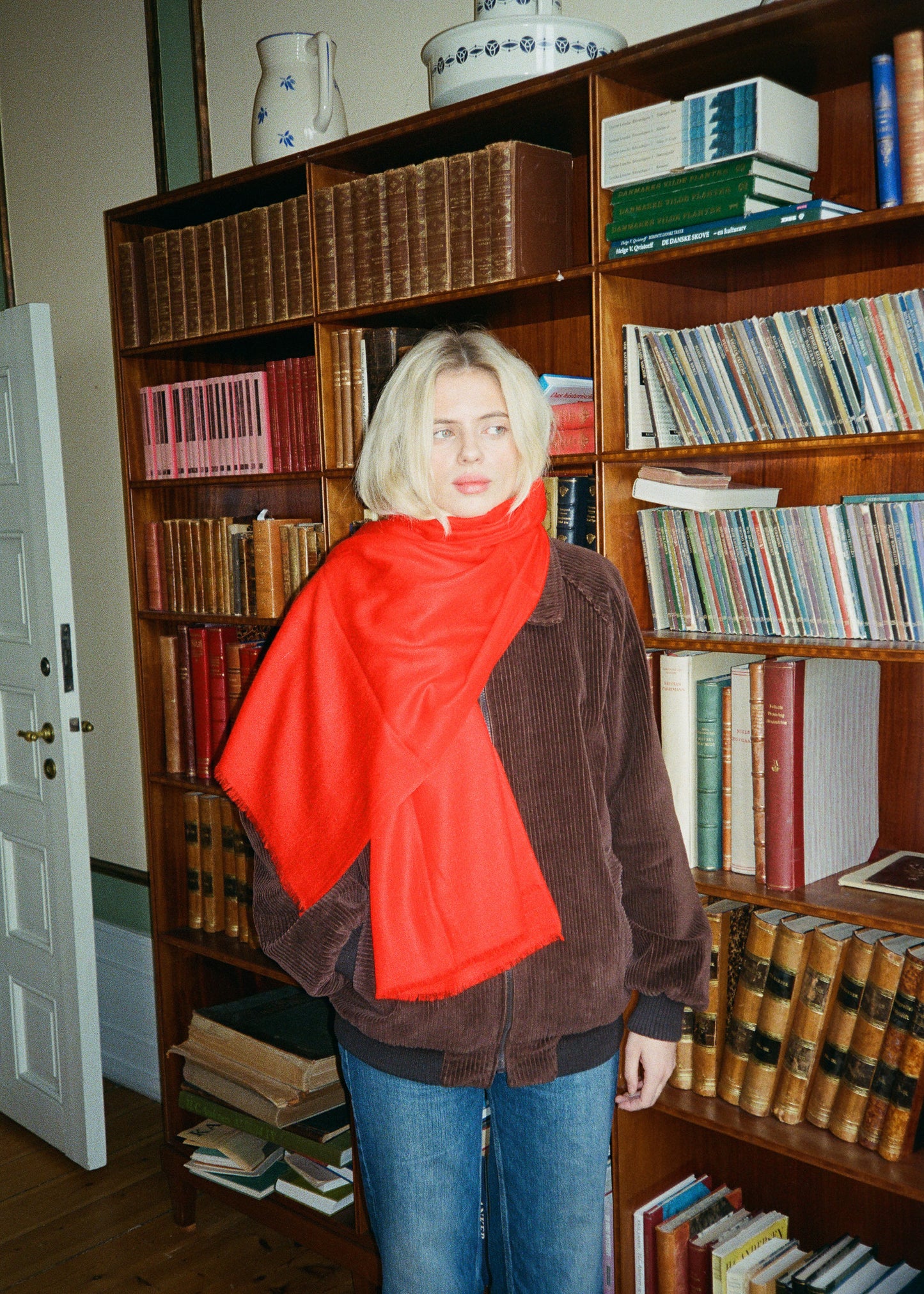 Ragni Scarf, Red