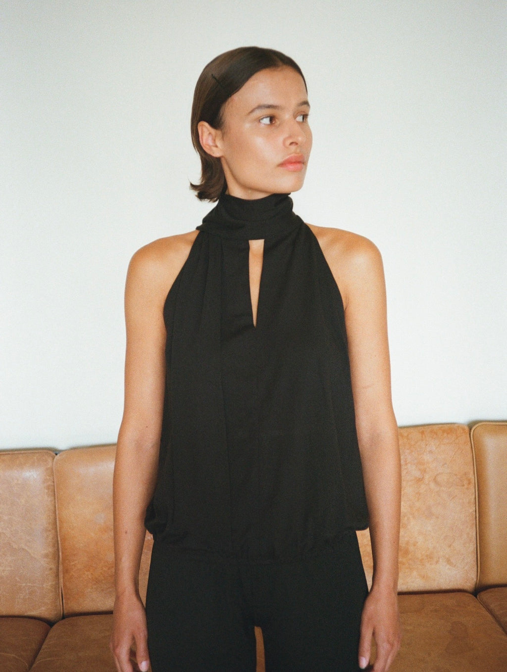 Chapter top, black