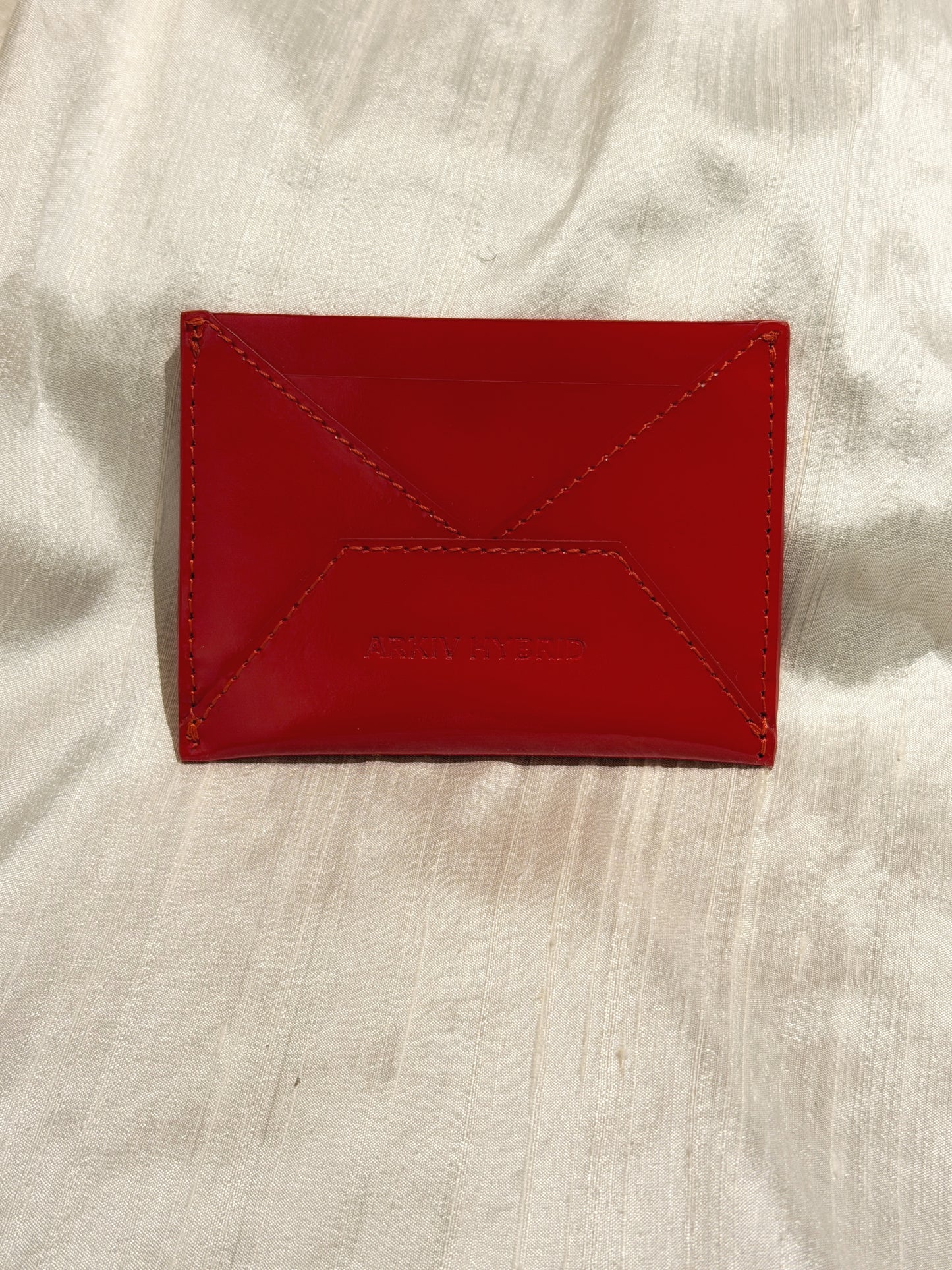 Poul Cardholder, Patent Red